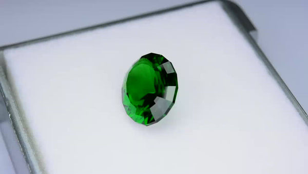 Mesmerizing precision custom-cut vivid green Chrome tourmaline, (Rare).